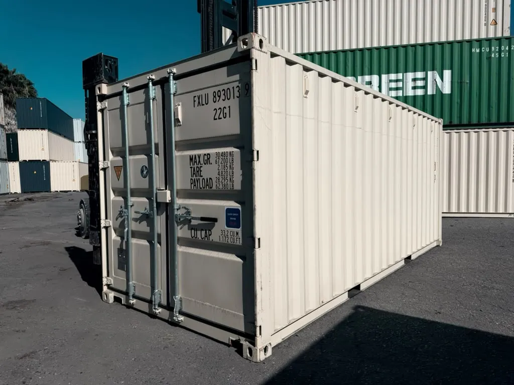 20 ft new container, door end